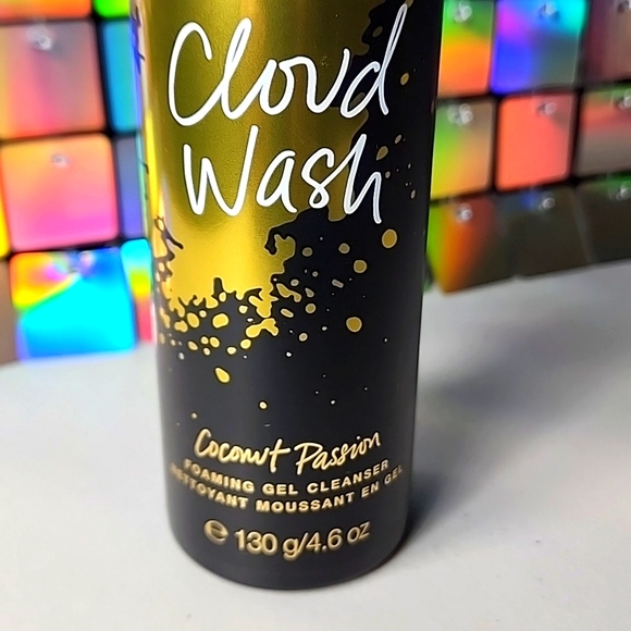 Victoria secret cloud wash foaming gel cleanser NEW - Picture 2 of 4